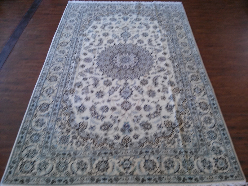 7x10 Handmade Persian Nain area rug