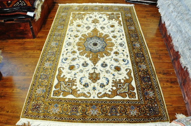 Isfahan 7x5 100% Silk rug